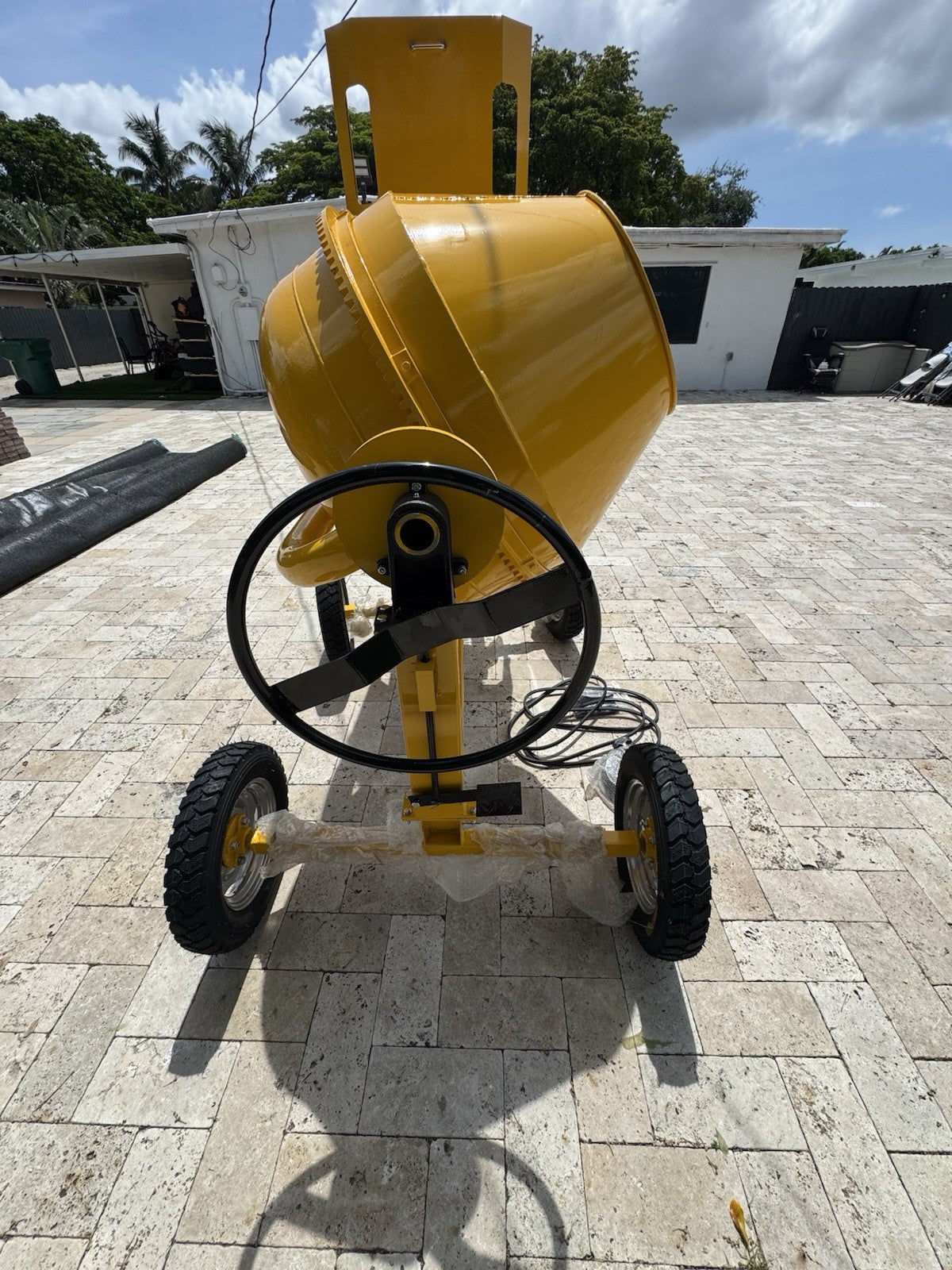 Concrete Mixer 17 Cubic Ft