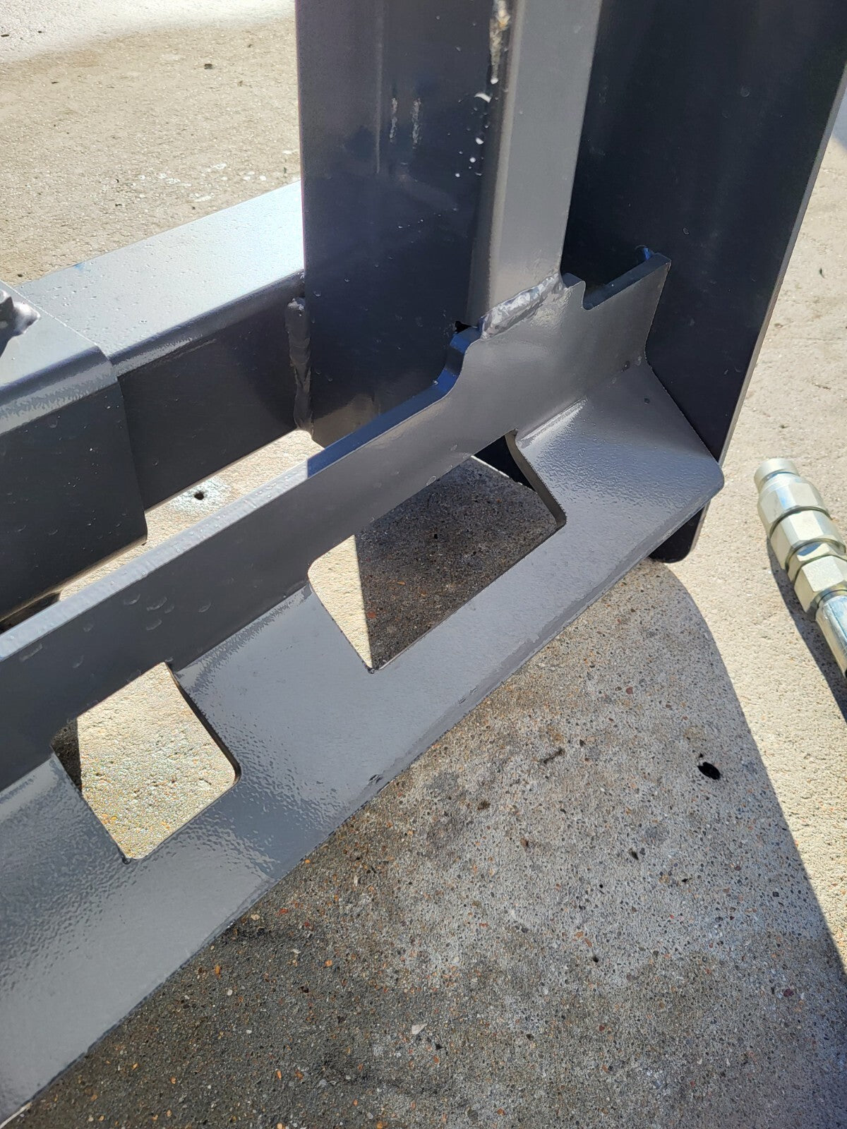 New Landhonor 3PT Hitch Adapter Hydraulic Skid Steer Attachment