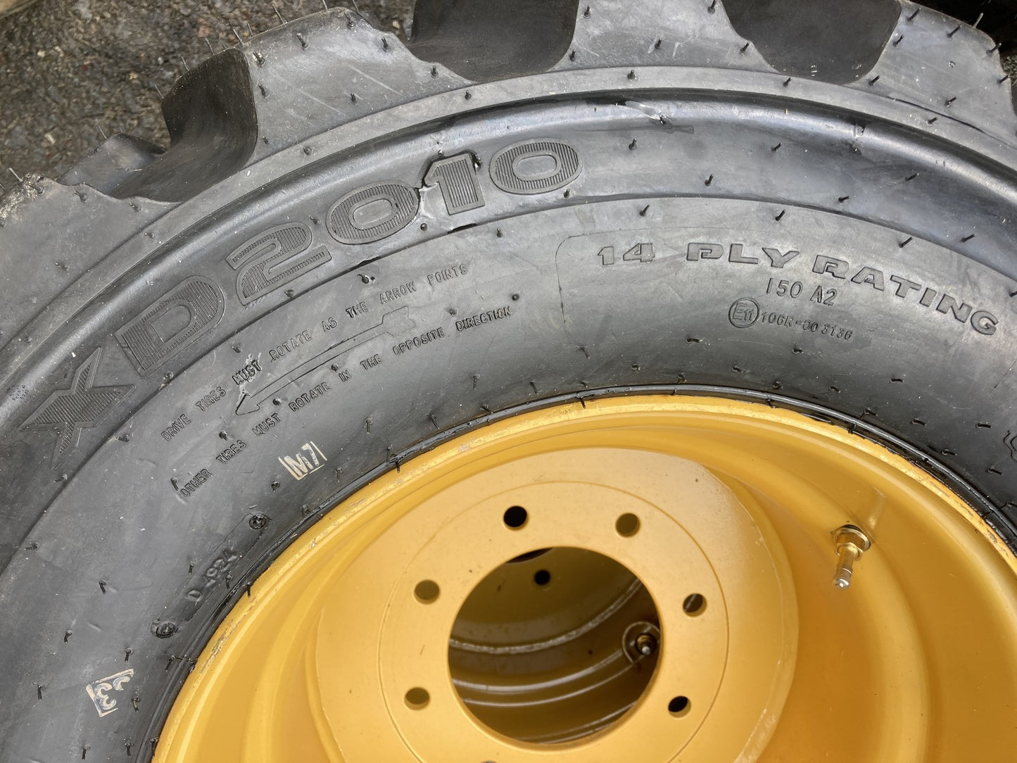 33X15.5-16.5 Galaxy XD2010 High Flotation Skid Steer Tires/Rims for Skid Steers