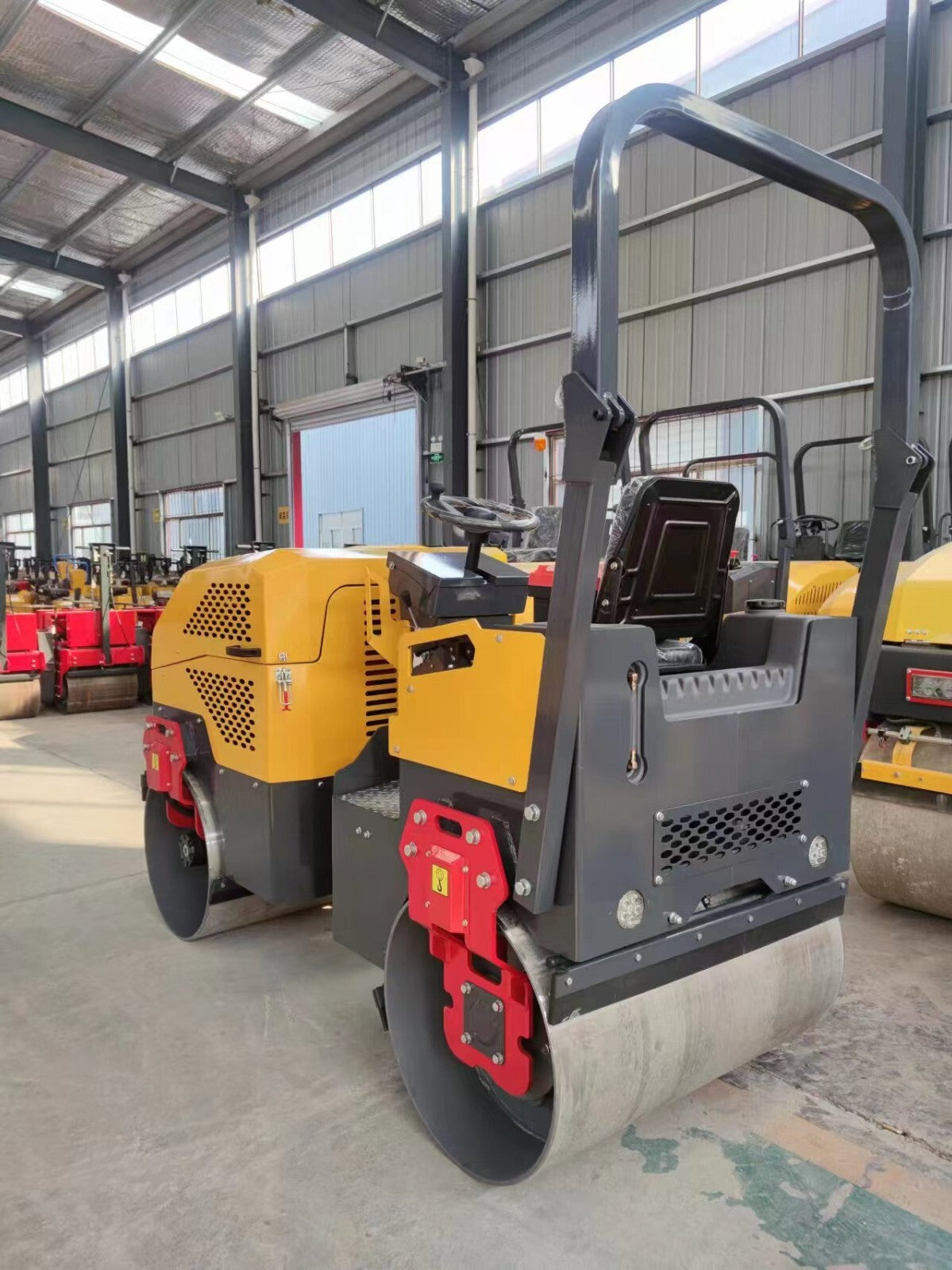 Construction 2 Tons Fully Hydraulic Double Drum Road Roller Compactor for Sale
