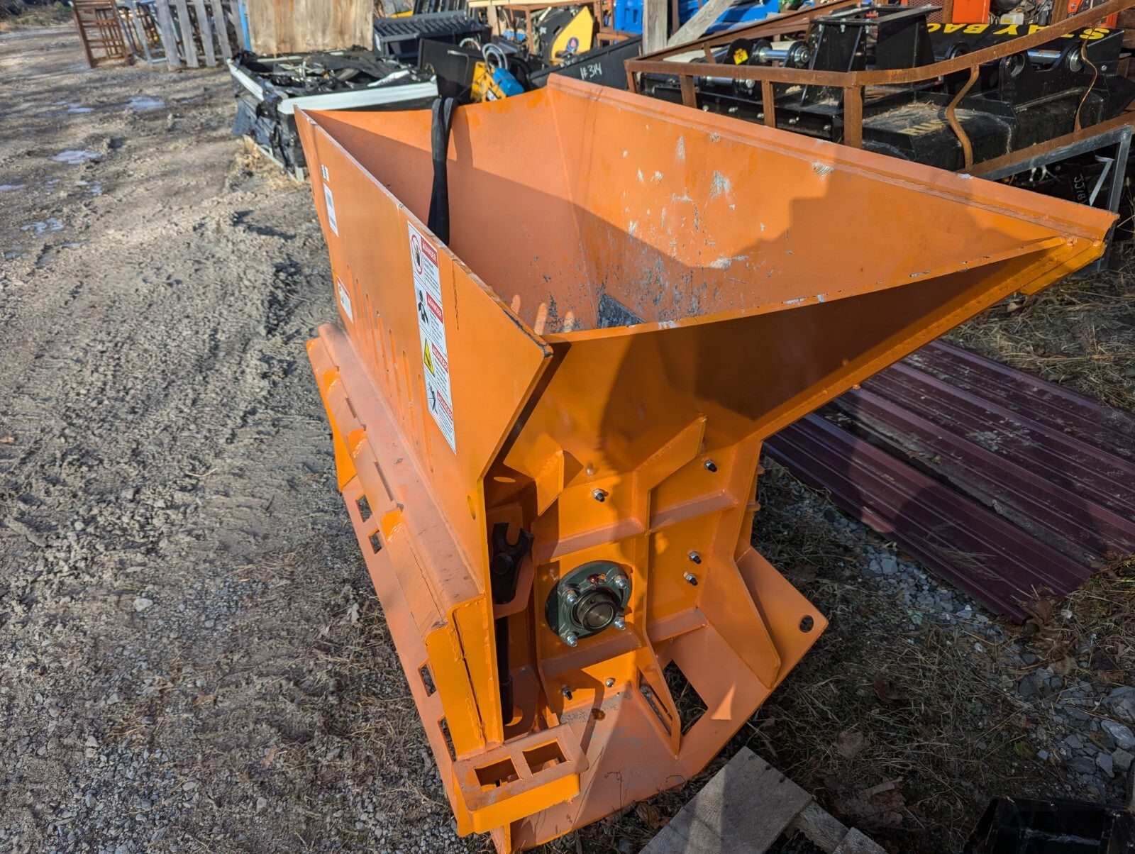 Landhonor Concrete Block Stone Asphalt Brick Crusher Bucket Skidsteer Breaker