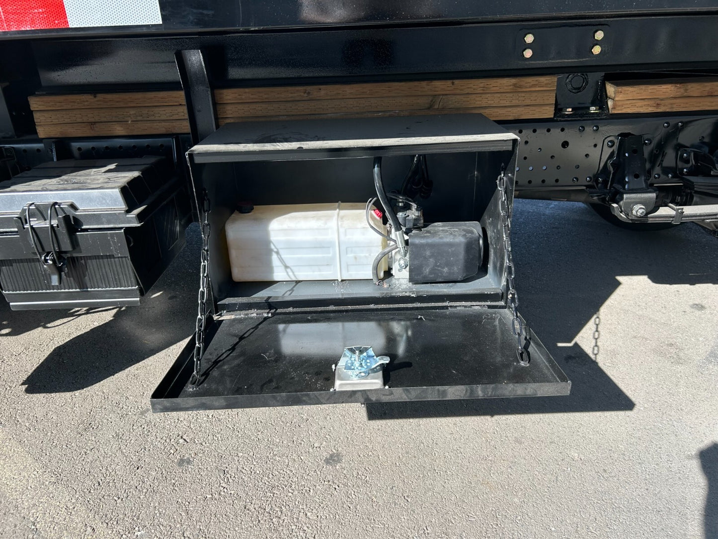 BRAND NEW Dump System for SALE Truck & 1YR Warranty Included