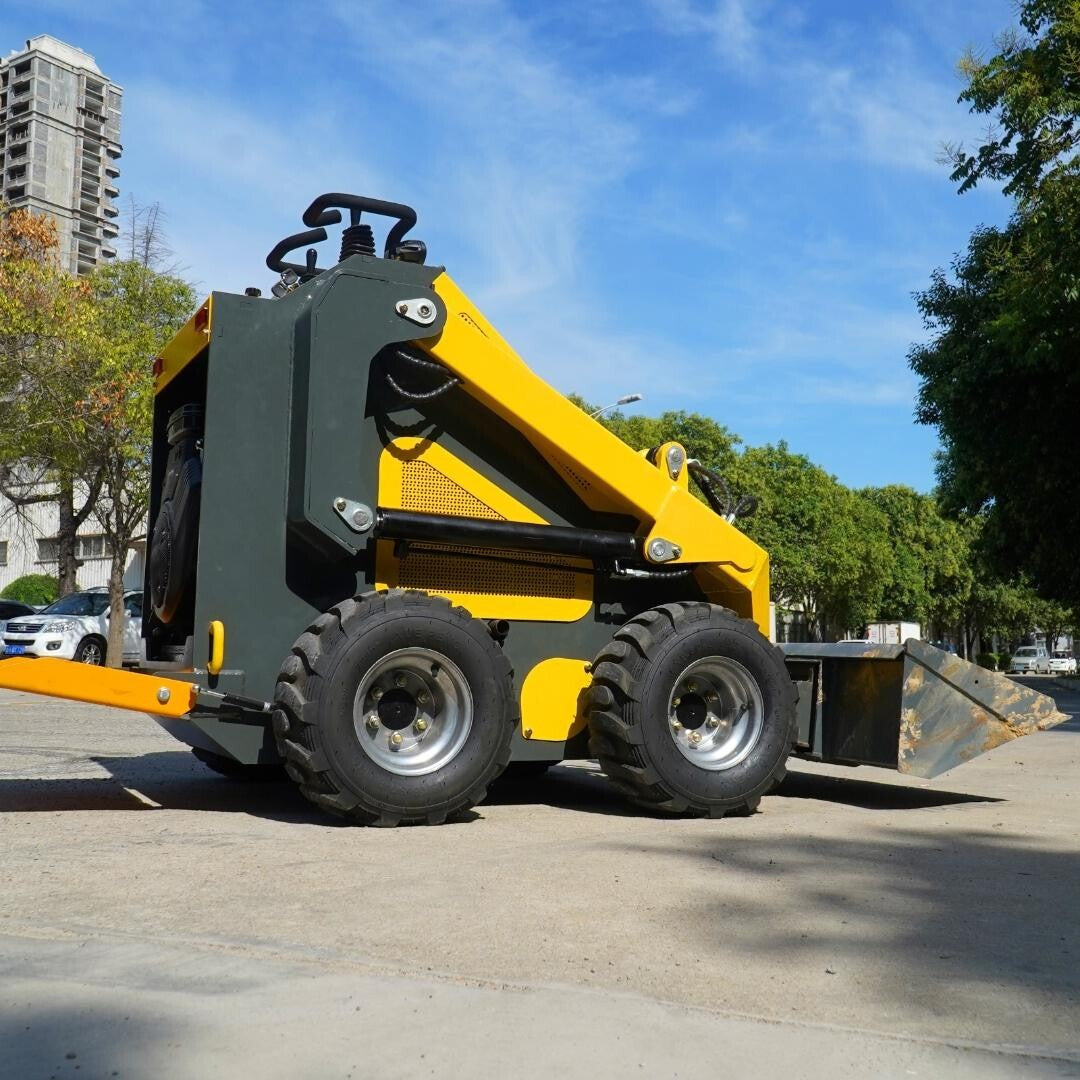 FREE SHIPPING Mini Skid Steer Wheel Loader 23.5 Hp Gas, Briggs & Stratton Eng