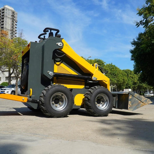 FREE SHIPPING Mini Skid Steer Wheel Loader 23.5 Hp Gas, Briggs & Stratton Eng