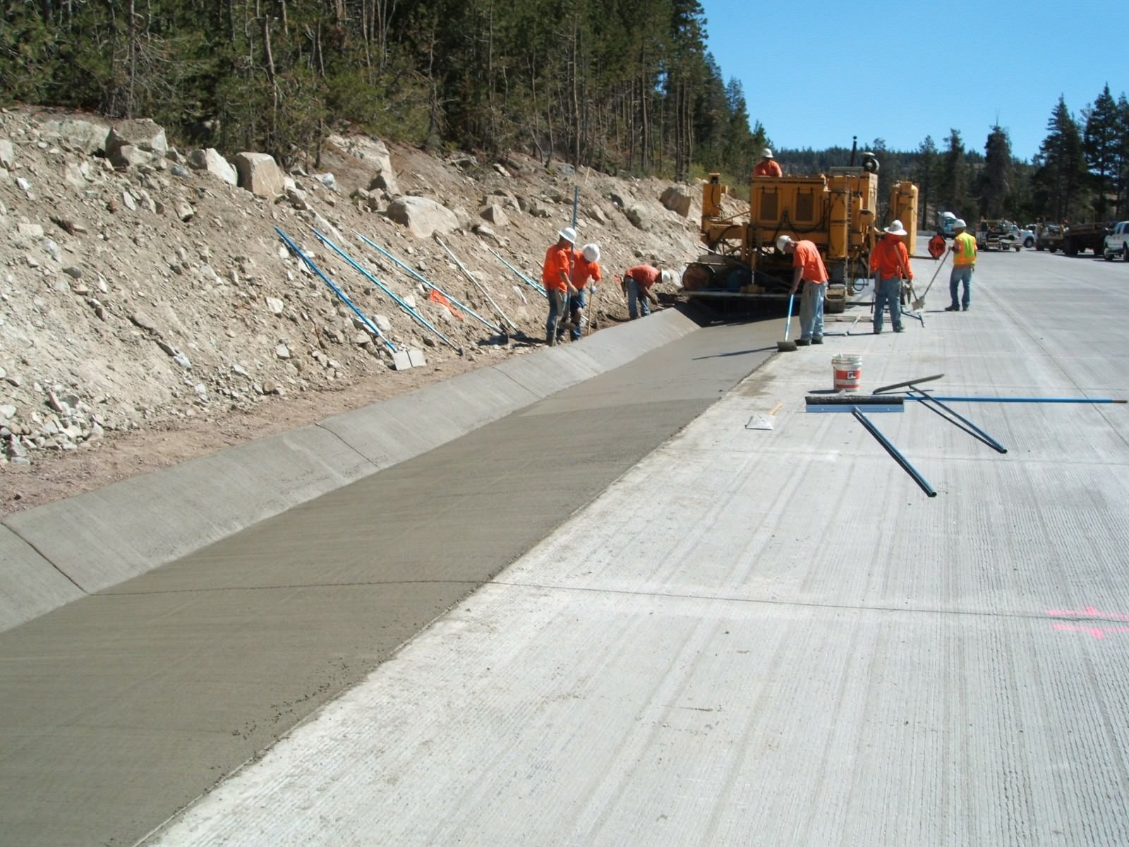 Gomaco Slipforms, Concrete Molds