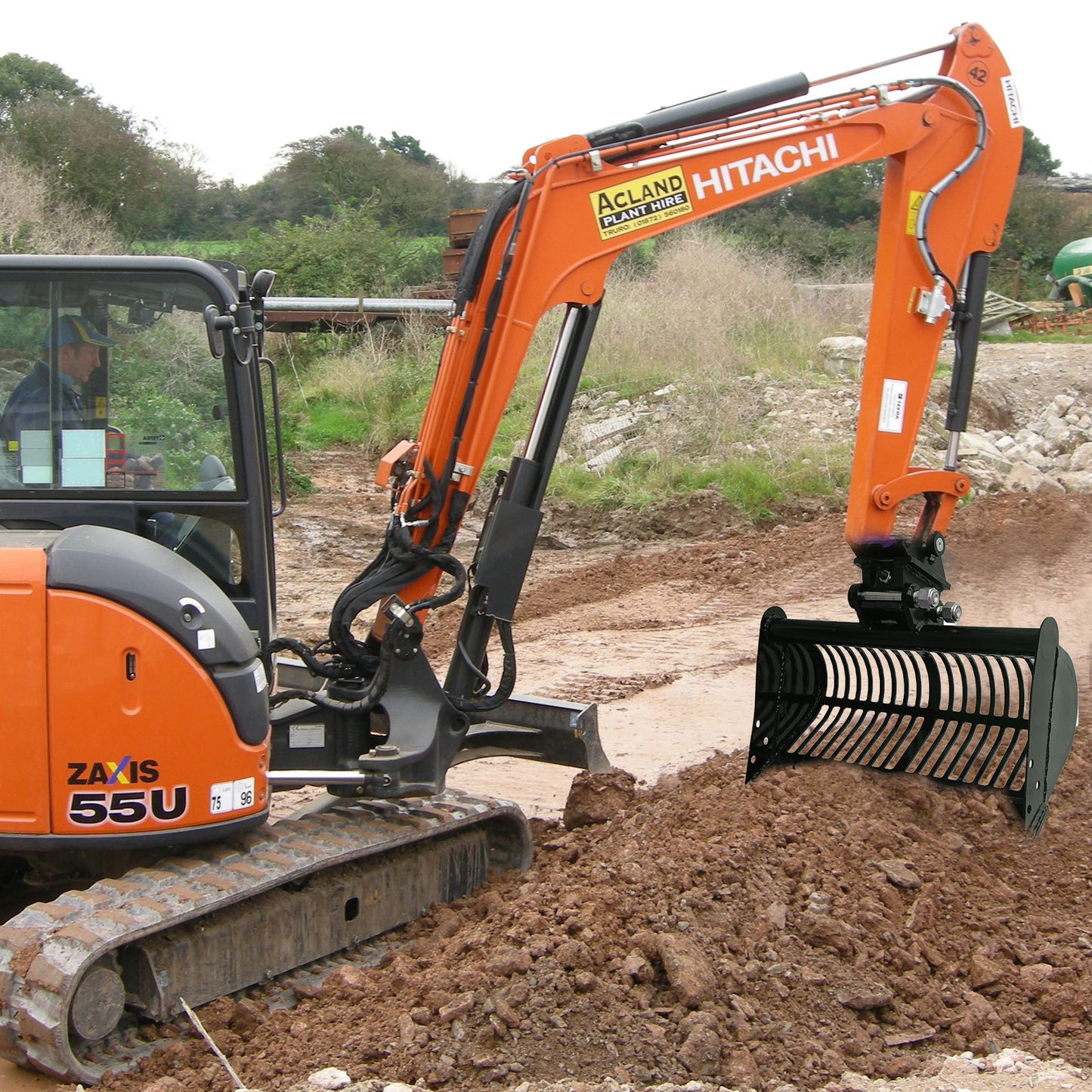 600Mm Screening Sand Leakage Sieve Bucket Attachment in Stock for Mini Excavator