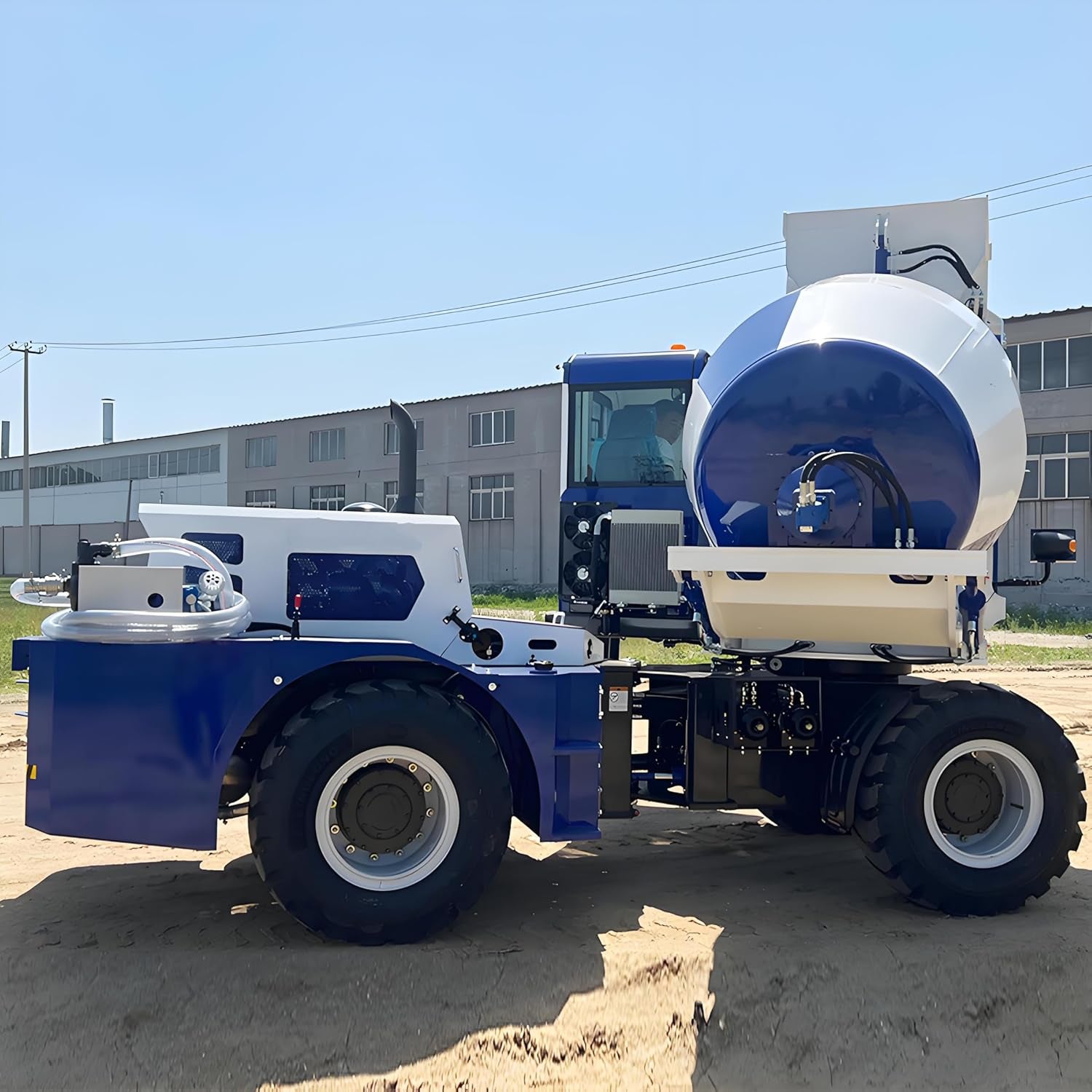Self Loading Concrete Mixer Truck – 4X4 Mobile Cement Mixer with Automatic Loading & Water Dosing, Compact High-Performance Concrete Mixing Truck for On-Site Construction & Civil Engineering