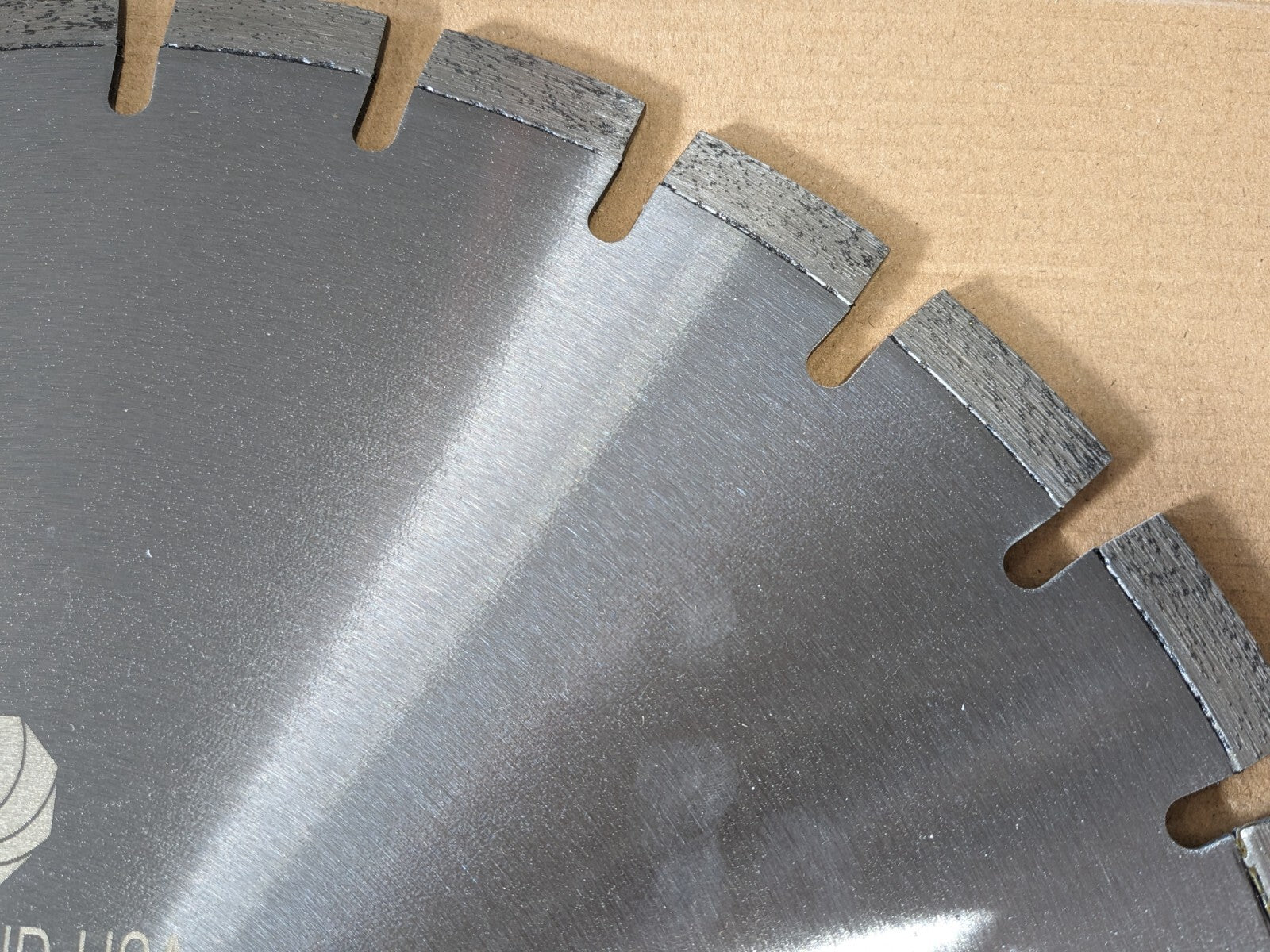 18 Inch Heatwave Dry Concrete Cutting Laser Welded Segmented Diamond Saw Blades