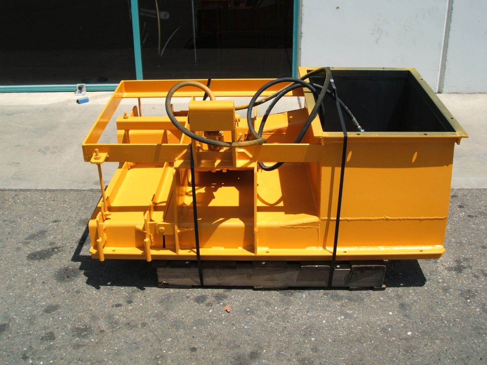 Gomaco Slipforms, Concrete Molds