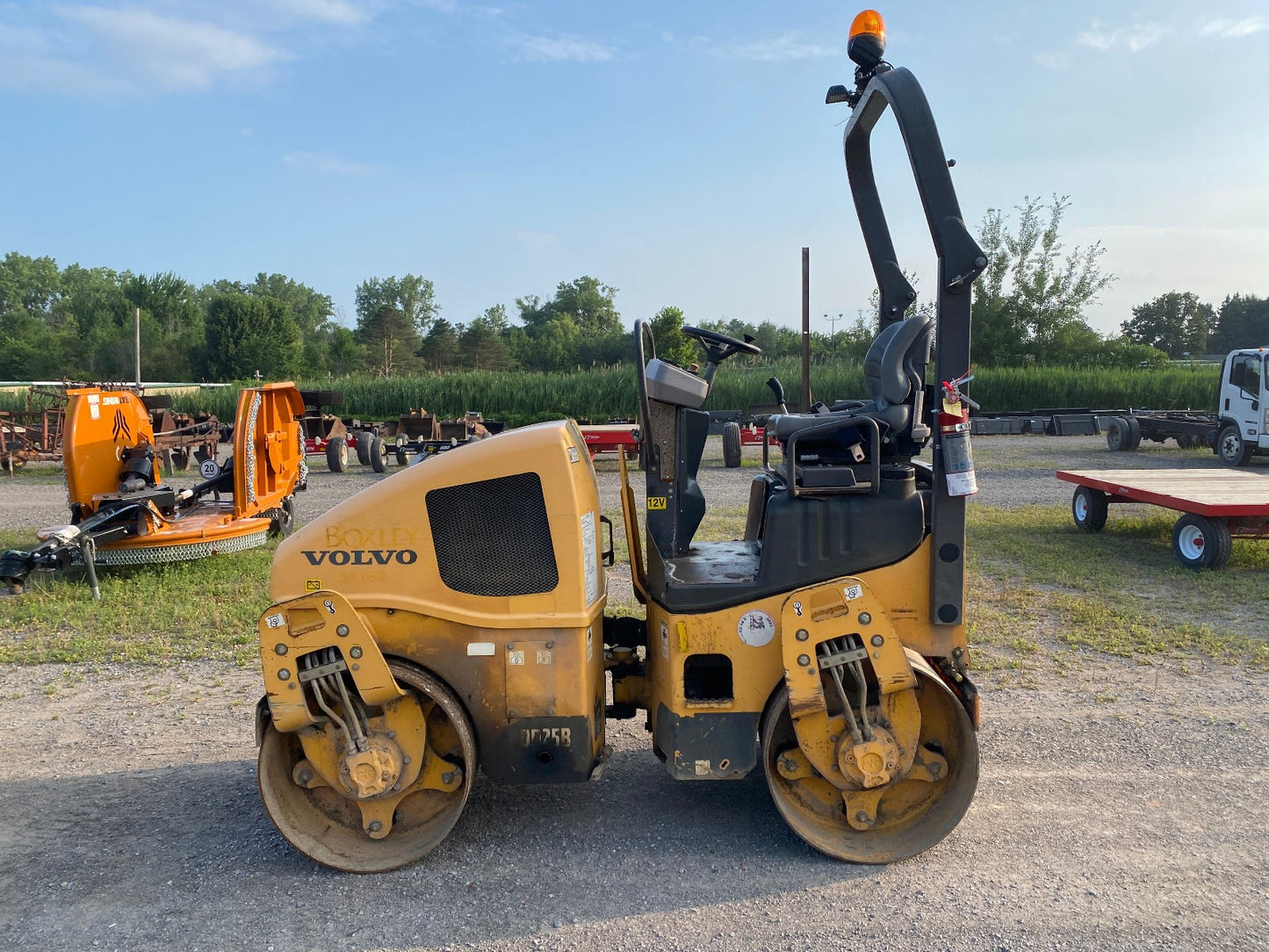 2017 Volvo DD25B Double Drum Roller, Diesel Engine