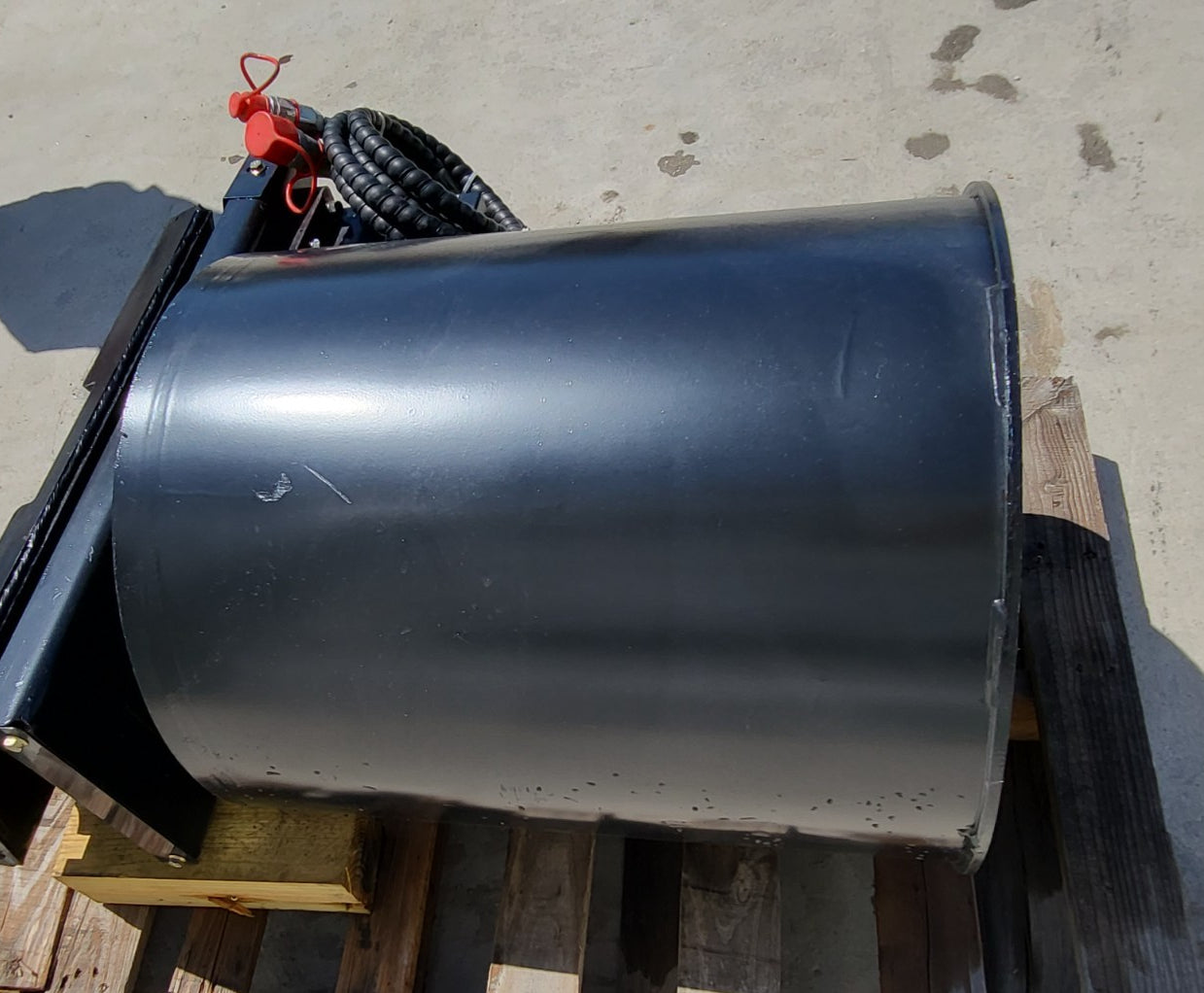 GIYI Mini Skid Steer Hydraulic Cement Concrete Mixer Attachment