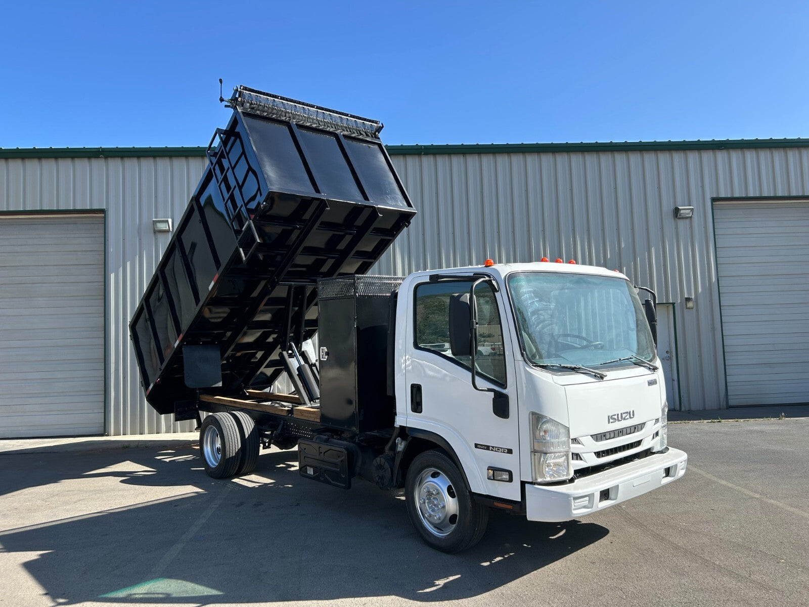 BRAND NEW Dump System for SALE Truck & 1YR Warranty Included