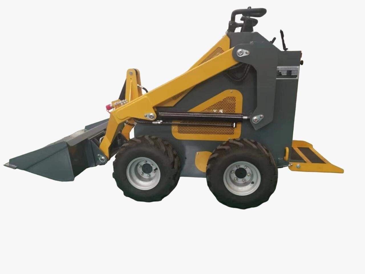 FREE SHIPPING Mini Skid Steer Wheel Loader 23.5 Hp Gas, Briggs & Stratton Eng