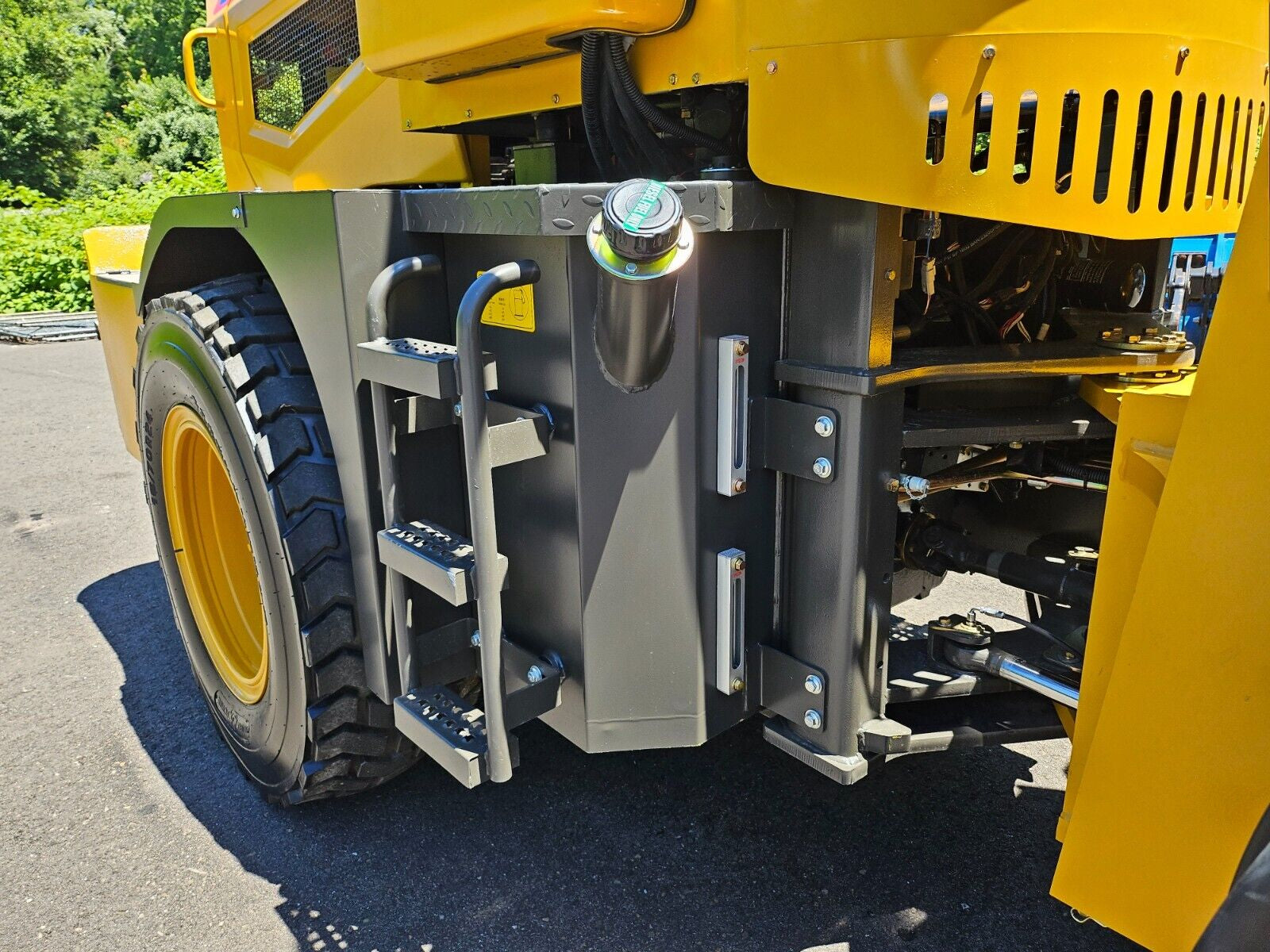 2024 Damstrong 930 Wheel Loader Cummins Bucket Forks
