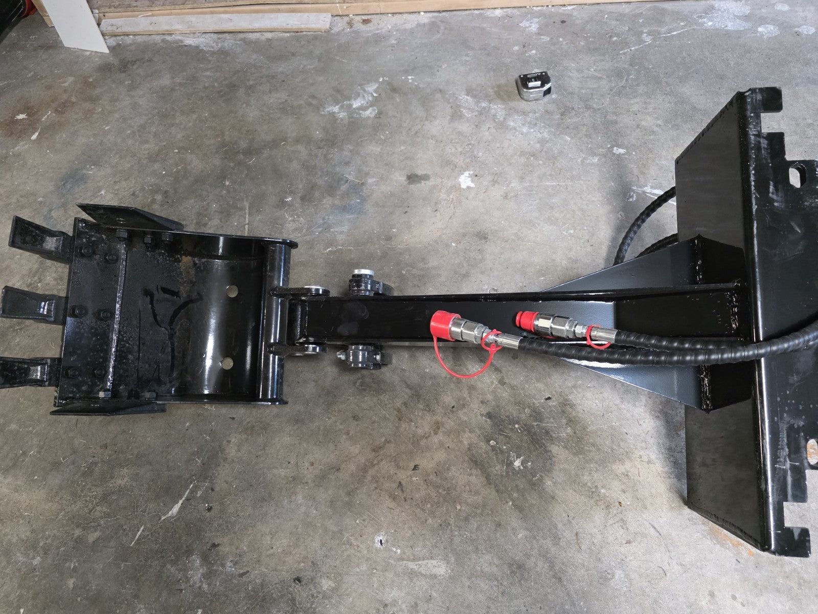 BRAND NEW Backhoe Arm Digging Hydraulic Mini Skid Steer Attachment 12" Bucket
