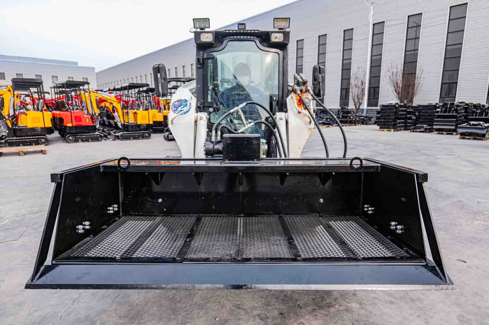 SAND Screening Bucket Vibration Funnel for Bobcat Skid Steer Loader Attachments
