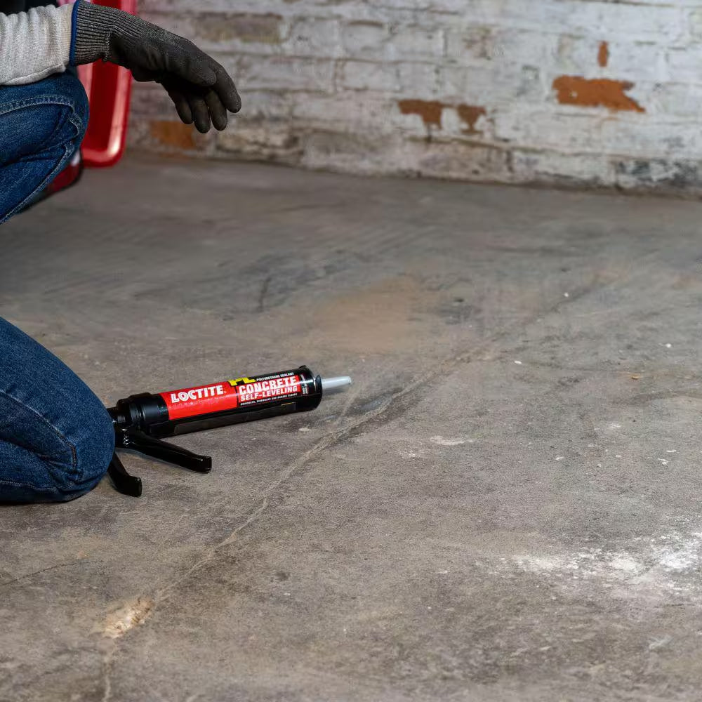 PL 28 Oz. Gray Self-Leveling Concrete Sealant