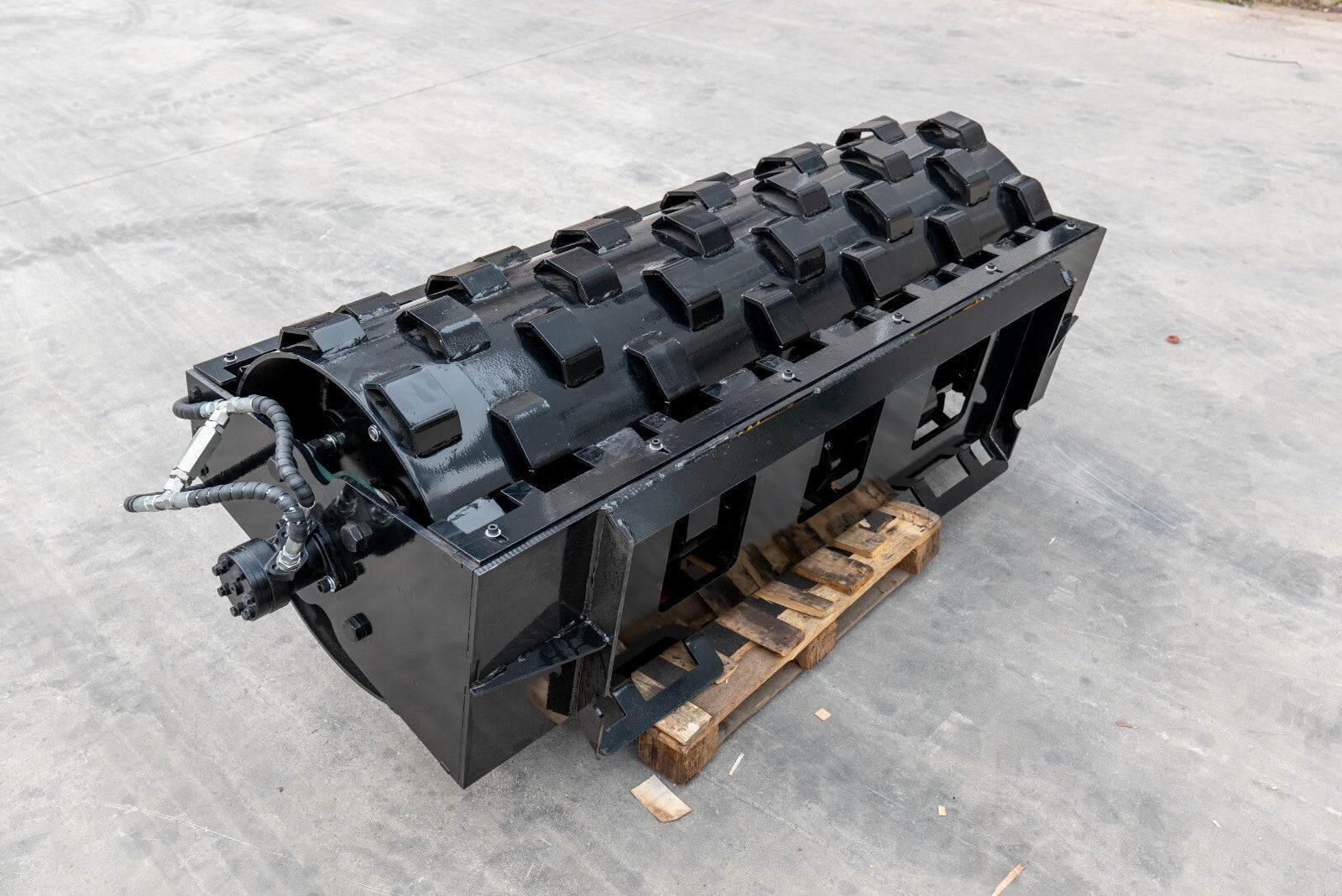 Heavy Duty Skid Steer 1.5M Compactor Wheel Asphalt Roller Compatible for Bobcat