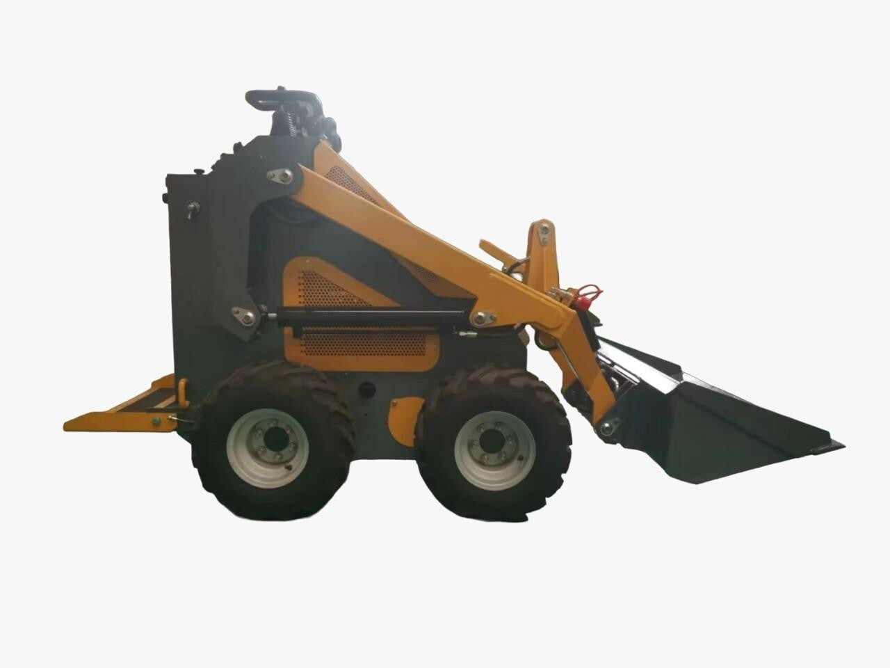FREE SHIPPING Mini Skid Steer Wheel Loader 23.5 Hp Gas, Briggs & Stratton Eng