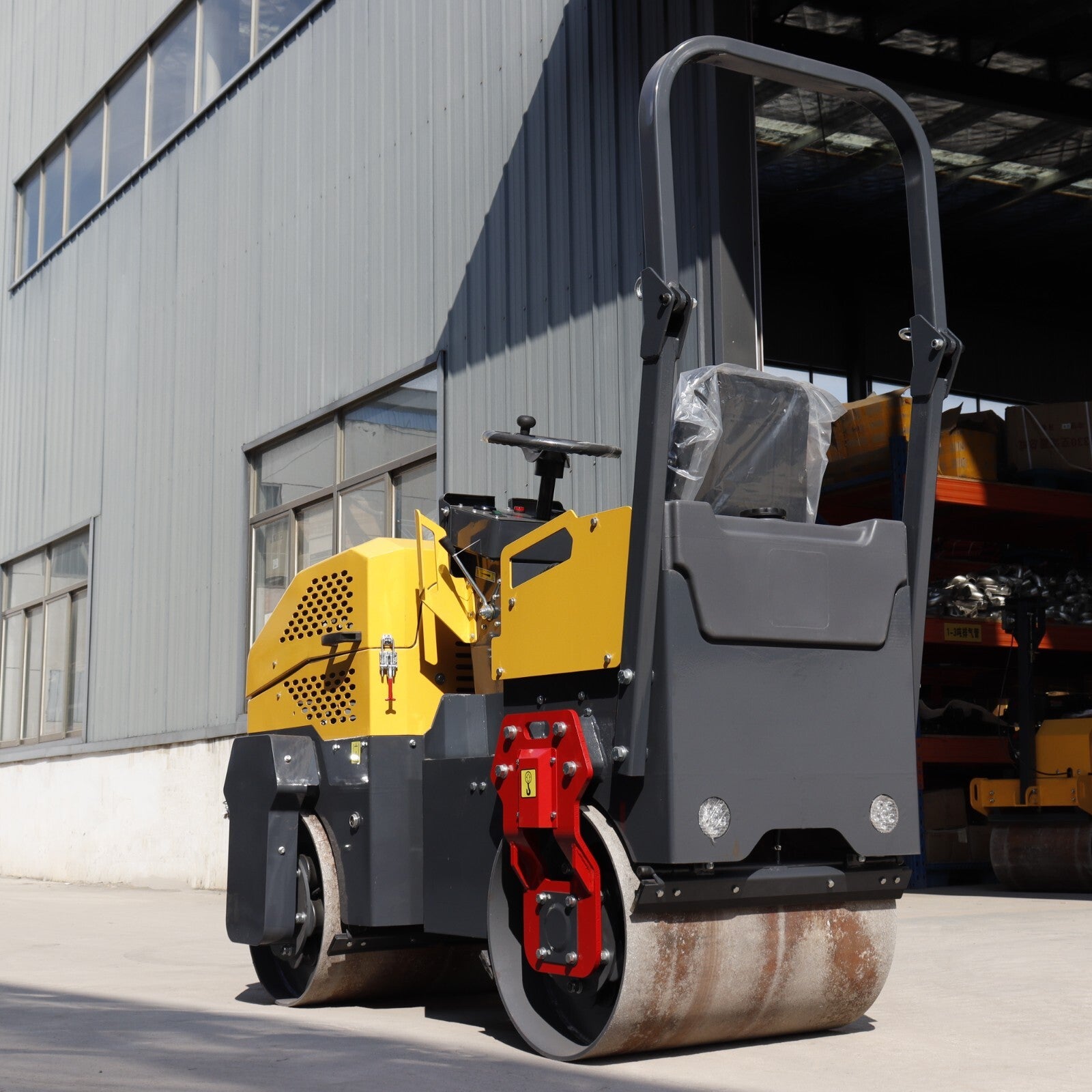 Hot Sale Driving Soil Asphalt Steel 1Ton Roller Road Compactor Roller Compactor