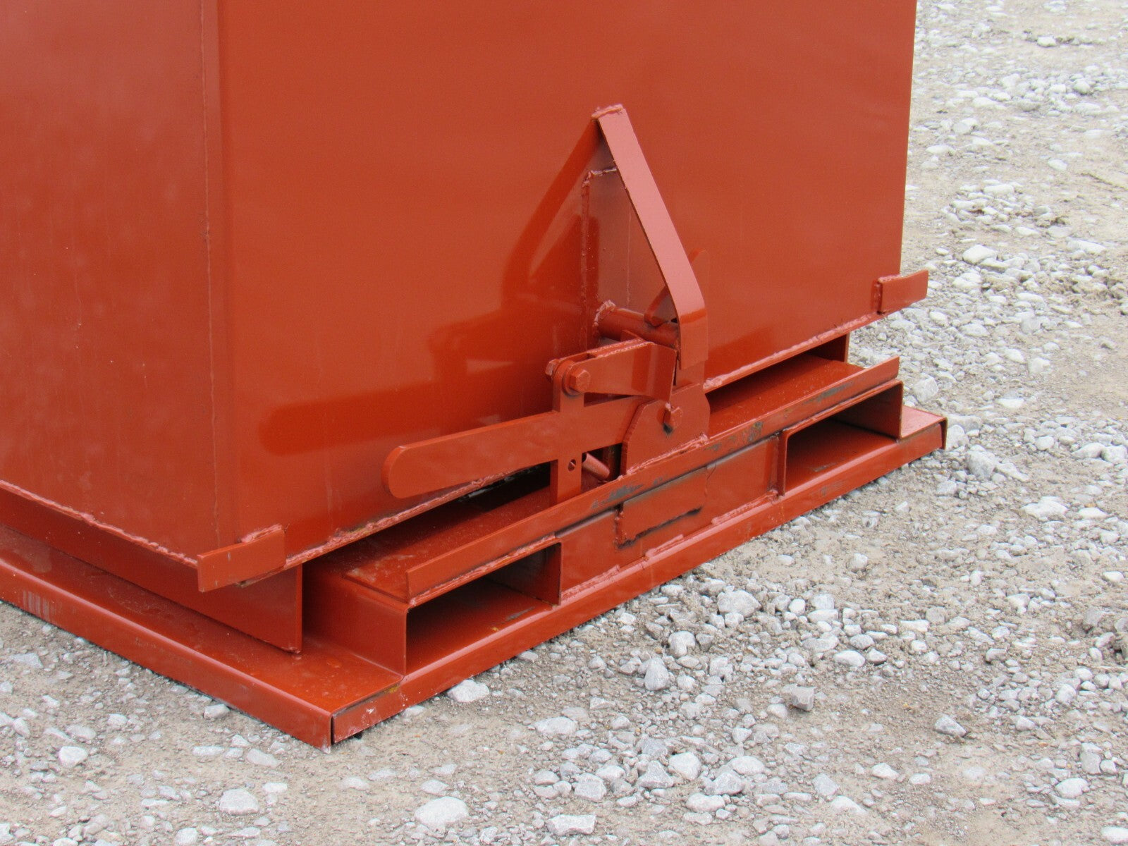 2 Cubic Yard Self Dumping Trash Hopper Dumpster Fits Fork Lift Pallet Forks