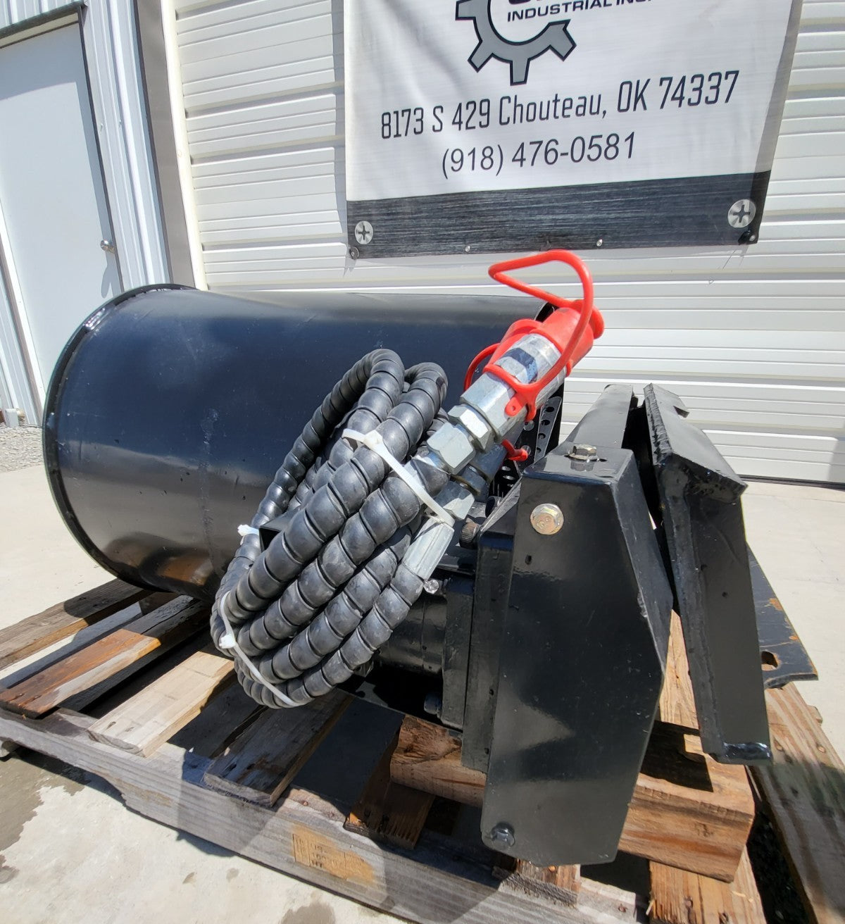 GIYI Mini Skid Steer Hydraulic Cement Concrete Mixer Attachment