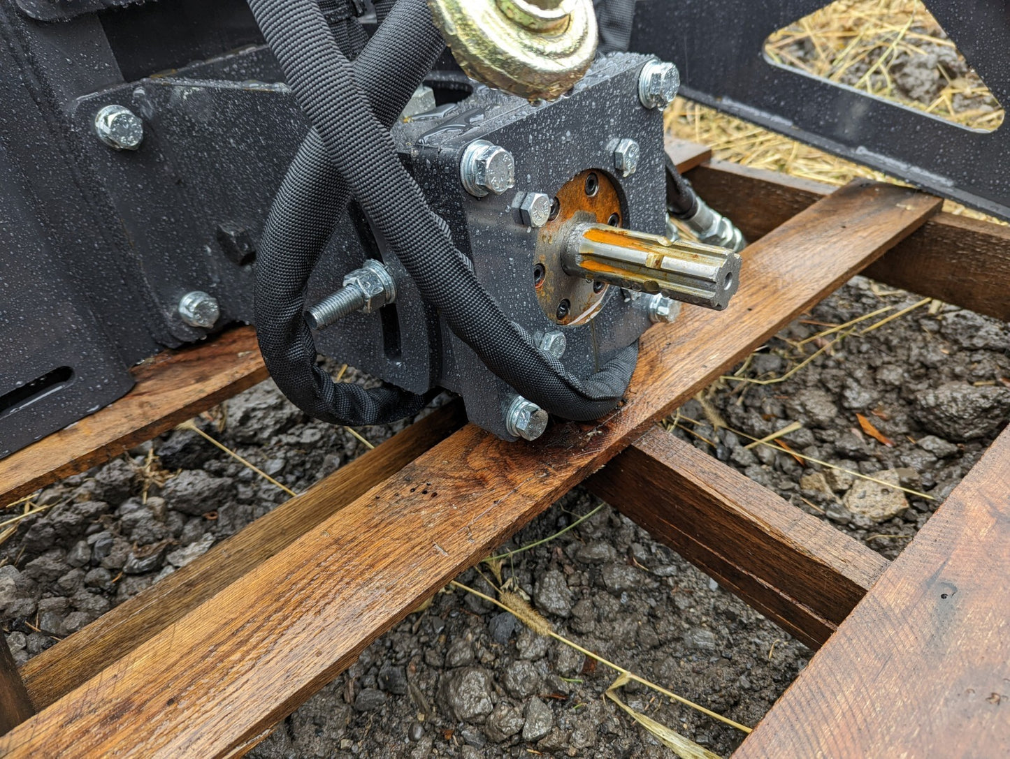 3-Point Hitch Power PTO Adapter Plate Hydraulic Skid Steer Attachment Bobcat.